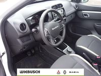Gebraucht Dacia Spring Essentiel 33 kW (45 PS) 2023 Kaolinweiß Kleinwagen