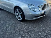 Gebraucht Mercedes 220 Elegance 170 PS (125 kW) 2005 Silber Limousine