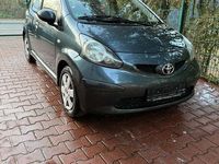 Gebraucht Toyota Aygo Basis 68 PS (50 kW) 2009 Grau Kleinwagen
