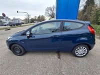 Gebraucht Ford Fiesta Trend 101 PS (74 kW) 2016 Blau Kleinwagen