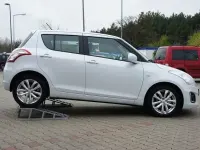 Gebraucht Suzuki Swift 94 PS (69 kW) 2016 Weiß Kleinwagen