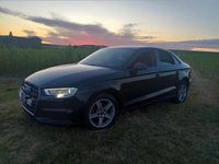 Gebraucht Audi A3 Design 116 PS (85 kW) 2018 Schwarz Limousine