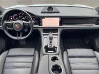 Gebraucht Porsche Panamera 4 E-Hybrid Platinum Edition 462 PS (339 kW) 2023 Carraraweißmetallic carraraweißmetallic Kleinwagen