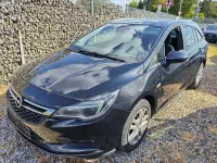Gebraucht Opel Astra Business 136 PS (100 kW) 2017 Onyx schwarz Kombi