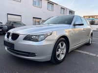 Gebraucht BMW 520 177 PS (130 kW) 2009 Titansilber metallic Kombi
