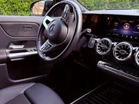 Gebraucht Mercedes EQA300 167 kW (228 PS) 2022 Schwarz SUV