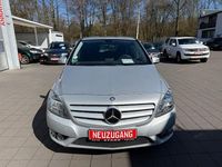 Gebraucht Mercedes B180 122 PS (89 kW) 2012 Silber Van / Kleinbus
