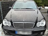 Gebraucht Mercedes C230 Avantgarde 204 PS (150 kW) 2006 Schwarz Limousine