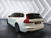 Gebraucht Volvo V60 Plus 250 PS (183 kW) 2023 Weiss Kombi