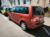 Gebraucht VW Touran Basis 116 PS (85 kW) 2004 Rot Van / Kleinbus