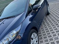 Gebraucht Ford Fiesta 60 PS (44 kW) 2015 Blau Kleinwagen