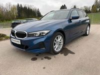 Gebraucht BMW 320 Shadowline 190 PS (139 kW) 2024 Blau Kombi