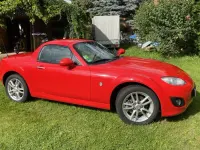 Gebraucht Mazda MX5 126 PS (92 kW) 2010 Rot Cabrio