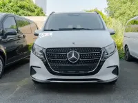 Gebraucht Mercedes V300 Avantgarde 237 PS (174 kW) 2025 Bergkristallweiss metallic Van / Kleinbus