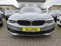 Gebraucht BMW 520 Sport Line 190 PS (139 kW) 2019 Bluestone metallic Kombi