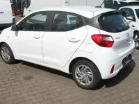 Gebraucht Hyundai i10 Select 67 PS (49 kW) 2022 Weiß Kleinwagen