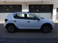 Gebraucht Dacia Sandero Celebration 90 PS (66 kW) 2019 Gletscherweiss Limousine