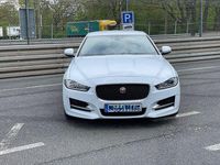 Gebraucht Jaguar XE 179 PS (131 kW) 2016 Weiß Limousine