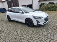 Gebraucht Ford Focus 120 PS (88 kW) 2020 Weiß Kombi