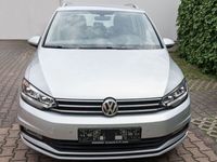 Gebraucht VW Touran 116 PS (85 kW) 2017 Silber Van / Kleinbus