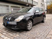 Gebraucht Alfa Romeo Giulietta 170 PS (125 kW) 2012 Schwarz Kleinwagen
