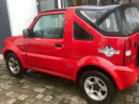 Używany Suzuki Jimny 86 KM (63 kW) 2009 Czerwony SUV