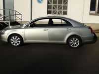 Gebraucht Toyota Avensis Executive 129 PS (94 kW) 2004 Beige Limousine