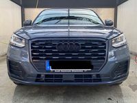 Gebraucht Audi Q2 Design 150 PS (110 kW) 2017 Grau SUV