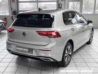 Gebraucht VW Golf VIII Move 131 PS (96 kW) 2023 Silber Limousine