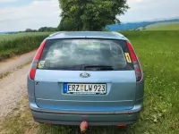 Gebraucht Ford Focus Trend 116 PS (85 kW) 2005 Blau Limousine