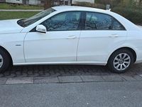 Gebraucht Mercedes E200 Avantgarde 136 PS (100 kW) 2010 Weiß Limousine
