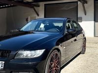 Gebraucht BMW 320 163 PS (119 kW) 2007 Schwarz Limousine