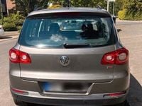 Gebraucht VW Tiguan 150 PS (110 kW) 2008 Grau SUV