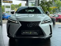 Gebraucht Lexus UX 250h Launch Edition 145 PS (106 kW) 2019 Weiß SUV