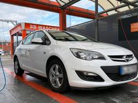 Gebraucht Opel Astra 115 PS (84 kW) 2014 Weiß Limousine