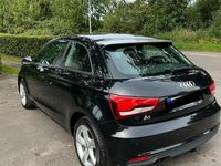 Gebraucht Audi A1 Design 125 PS (91 kW) 2015 Schwarz Kleinwagen