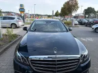 Gebraucht Mercedes E200 Avantgarde 184 PS (135 kW) 2017 Grün Limousine