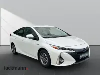 Gebraucht Toyota Prius Executive 122 PS (89 kW) 2020 Weiß Kleinwagen