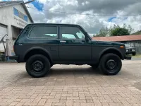 Gebraucht Lada niva 82 PS (60 kW) 2009 Grün SUV