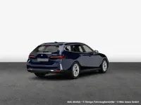 Gebraucht BMW 540 Performance 286 PS (210 kW) 2025 Black sapphire metallic Kombi