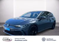 Gebraucht VW Golf VIII R-line 150 PS (110 kW) 2022 Delfingrau metallic (metallic) Limousine