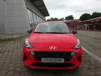 Gebraucht Hyundai i10 Comfort 67 PS (49 kW) 2020 Rot Kleinwagen