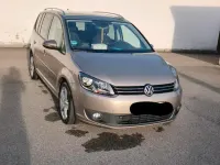 Gebraucht VW Touran 140 PS (102 kW) 2015 Gold Van / Kleinbus
