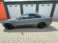 Gebraucht Mercedes E280 Avantgarde 190 PS (139 kW) 2006 Grau Limousine