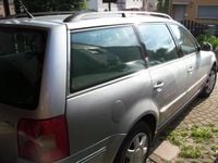Używany VW Passat 131 KM (96 kW) 2004 Szary Kombi