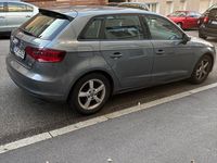 Gebraucht Audi A3 Ambiente 122 PS (89 kW) 2013 Grau Limousine