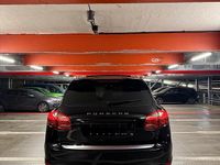 Gebraucht Porsche Cayenne 240 PS (176 kW) 2011 Schwarz SUV