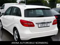 Gebraucht Mercedes B180 109 PS (80 kW) 2013 Weiß Kleinwagen