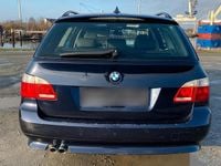 Gebraucht BMW 525 197 PS (144 kW) 2006 Blau Kombi