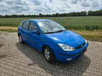 Gebraucht Ford Focus 100 PS (73 kW) 2003 Blau Limousine